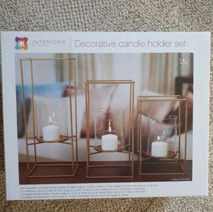 Decorative candle holder set